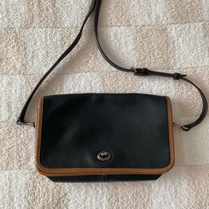 Coach vintage shoulder bag
